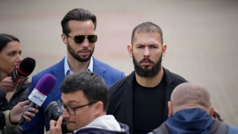 Detención de influecer Andrew Tate se viraliza