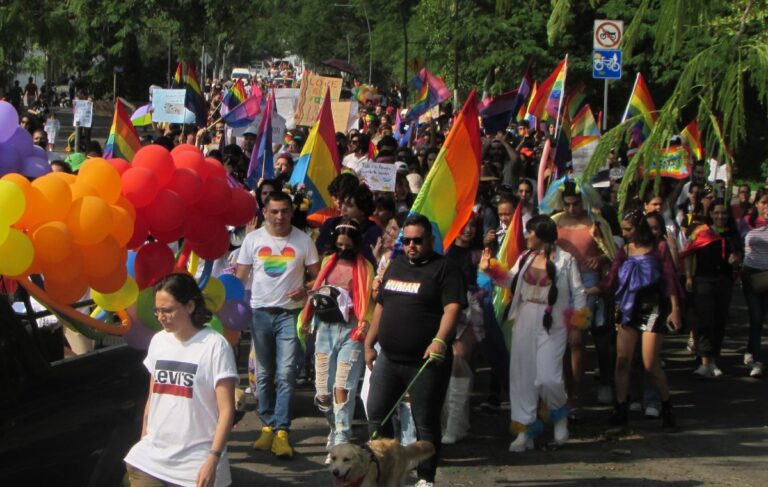 Navegar en Twitter es un peligro para la comunidad LGBTQ+