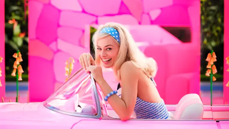 Barbie la película reflexiona sobre qué es ser humano, y los prejuicios sociales