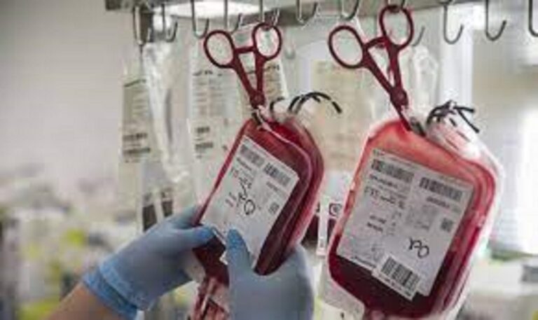 EU permite que homosexuales puedan donar sangre: Cruz Roja