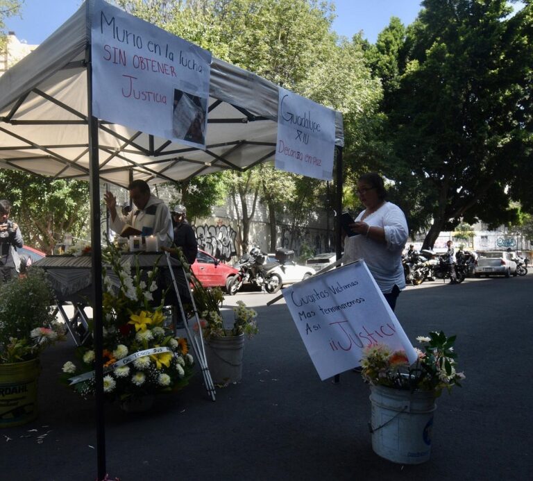 Activista trans Guadalupe Xiu, Lupilla, muere en Segob pidiendo justicia