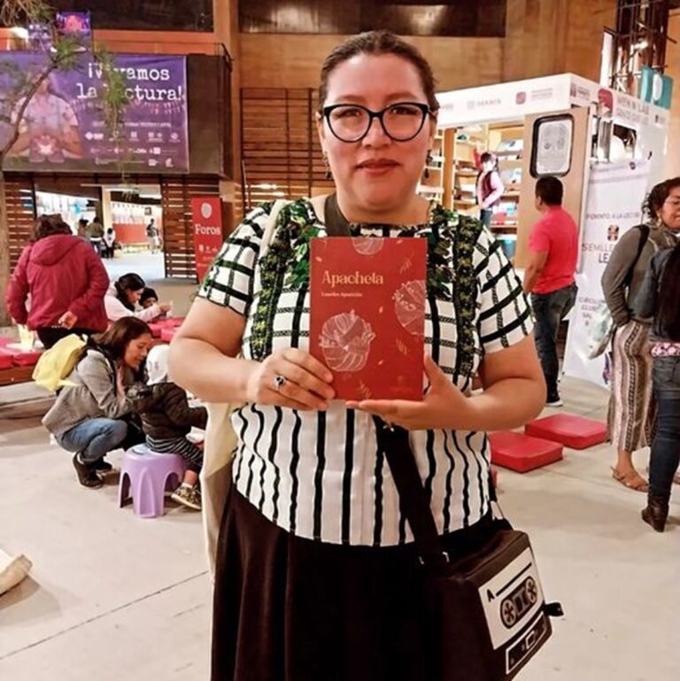 Defensora Yásnaya Aguilar busca rescatar las lenguas originarias