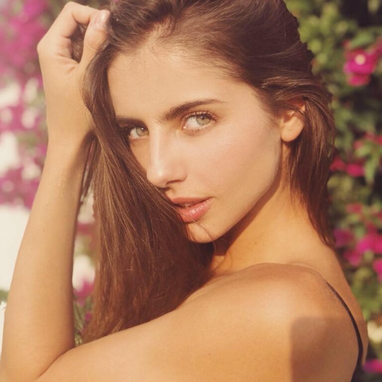 Actriz Michelle Renaud critica a las feministas