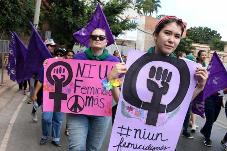 Honduras vive una "emergencia" por femicidios, alerta la ONU