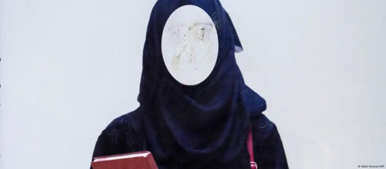 Resistencia civil: las mujeres afganas toman la iniciativa