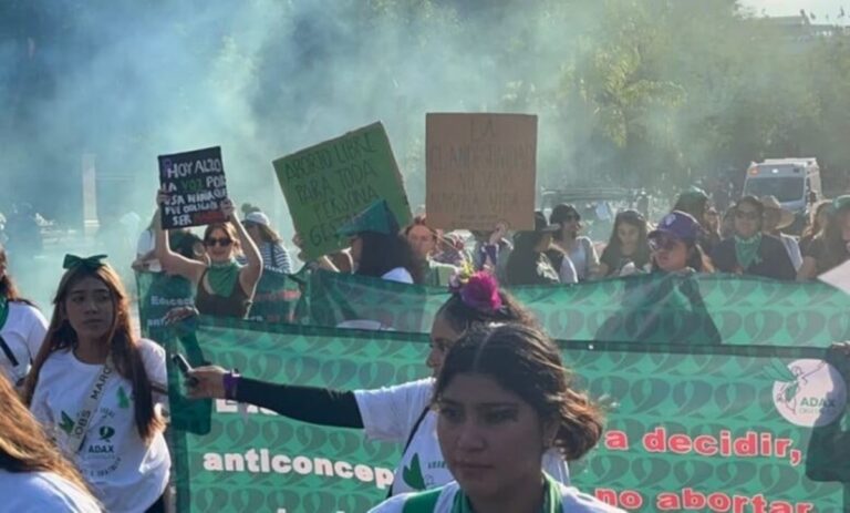 Esmeralda sufrió un aborto espontáneo tras violación... y el fiscal de Querétaro la investiga por homicidio