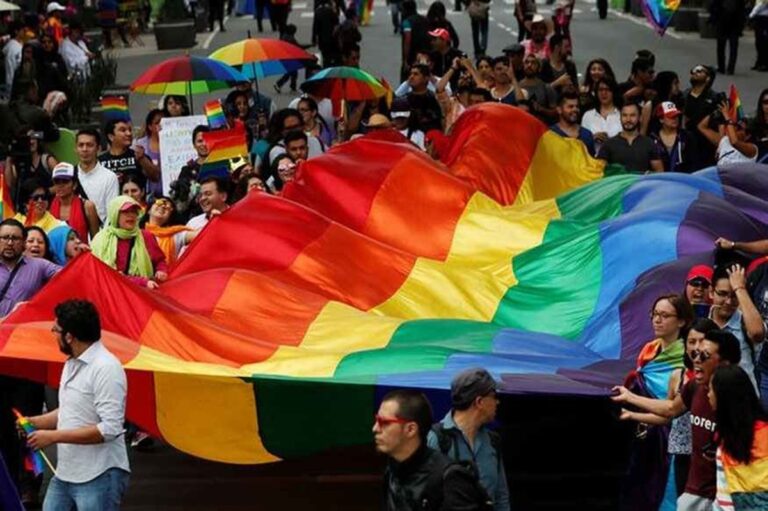 Tendencia de suicidio en comunidad LGBT no ha disminuido en tres años: México Vivo