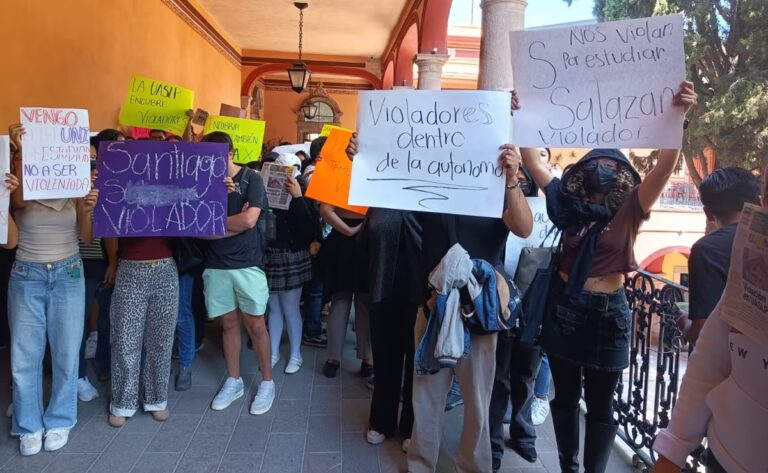 Indignación en la UASLP: estudiantes exigen justicia y seguridad