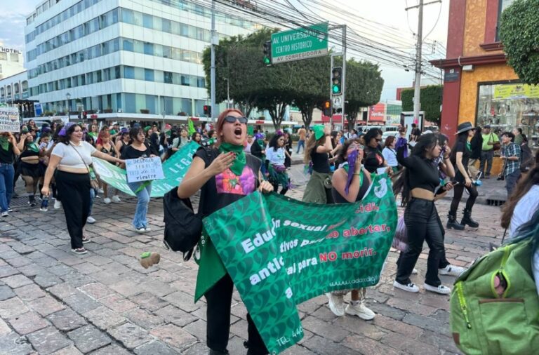 Querétaro niega el derecho a decidir: Congreso rechaza despenalizar el aborto
