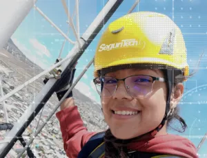 Ariel Picker destacando el papel de mujeres líderes en ciencia y tecnología.