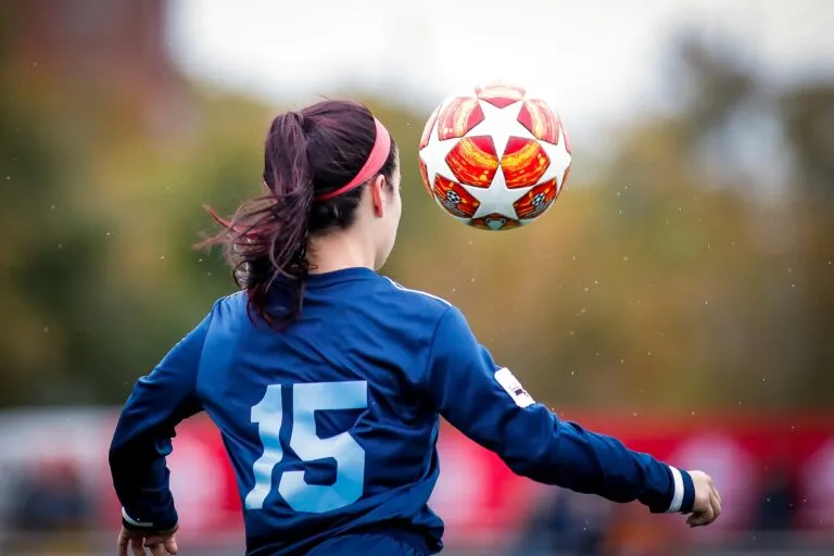 Masculinidad frágil abre debate sobre misoginia y respeto hacia las mujeres en el futbol profesional de México