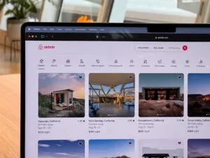 Mujeres anfitrionas de Airbnb impulsan el turismo en México y fortalecen negocios locales mediante la hospitalidad