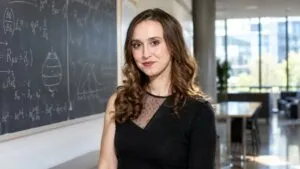 Sabrina González Pasterski, física teórica e investigadora de nuevas ideas sobre el universo